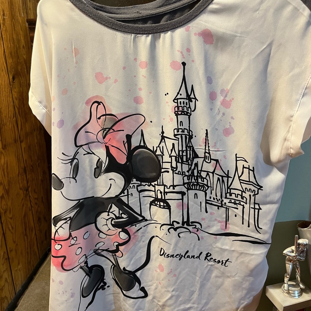Minnie dressy shirt